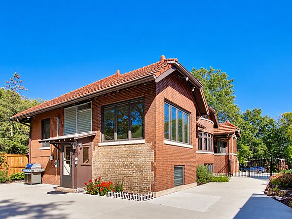 5th image of 10516 S Seeley Ave