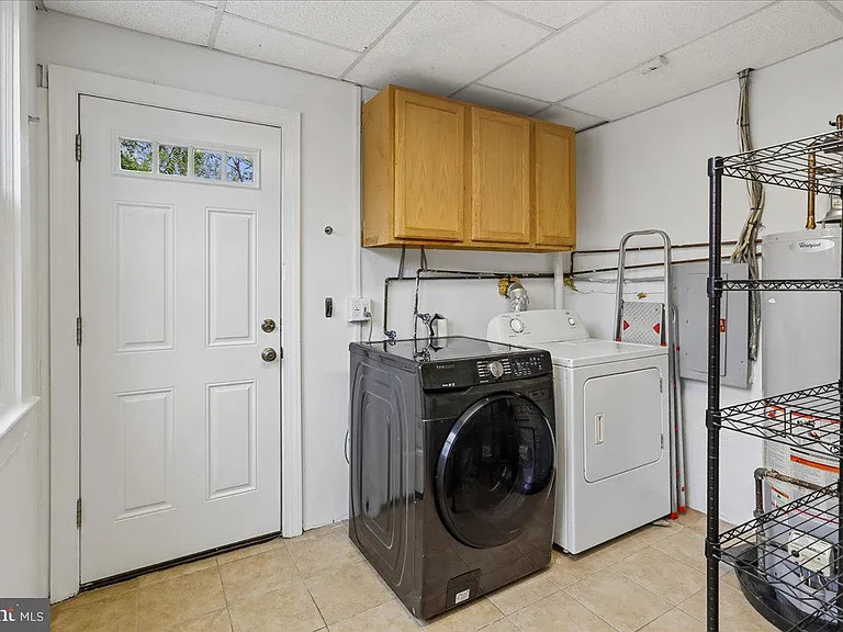 108 Baggett Pl — Photo 6