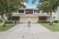 Bridgeview Dr-0605-001.jpg