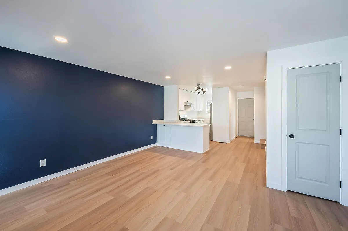 Building Photo - Westwood Townhomes