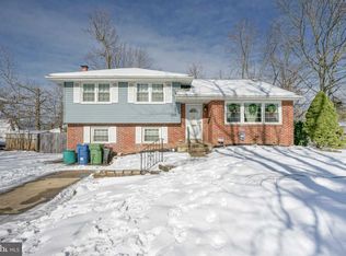 409 Kingston Dr, Cherry Hill, NJ 08034