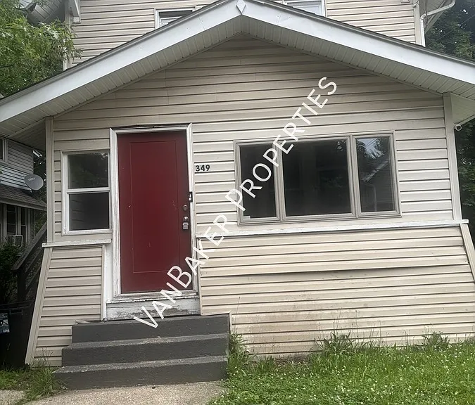 349 Cleveland St #DOWN — Photo 2