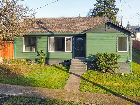 436 E 7th St, Coquille, OR 97423