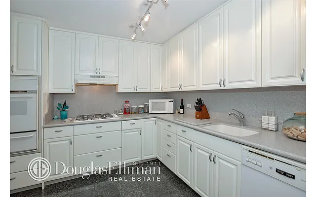 Sold by Douglas Elliman | media 9