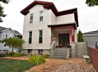 206 S Walnut St, Bay City, MI 48706