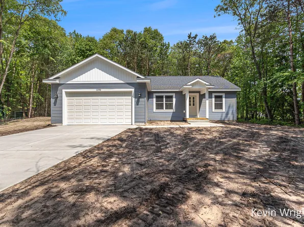 1292 W River Rd, Muskegon, MI 49445