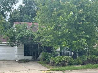 729 Whites Rd, Kalamazoo, MI 49008