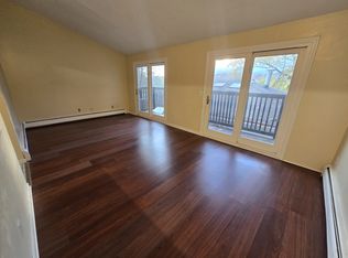 156 Warner St #156A, Hamden, CT 06514