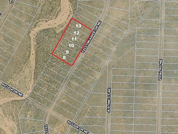 3rd image of 4905 Yellow Knife Dr NE