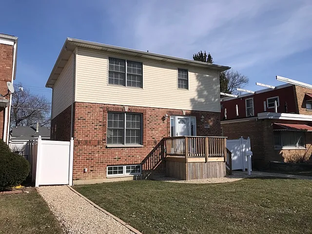 10607 S Kedzie Ave photo 1