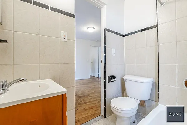 Rented by Bond New York | media 20