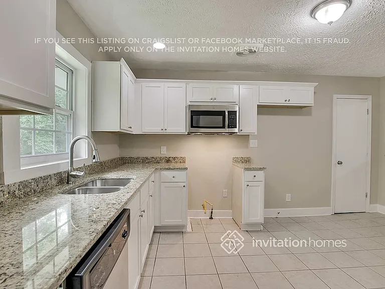 2976 Flowers Dr — Photo 13