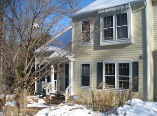 8186 Cliffview Ave, Springfield, VA 22153