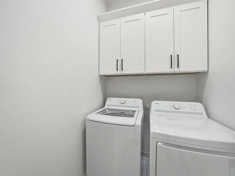 428 N Patton St — Photo 15