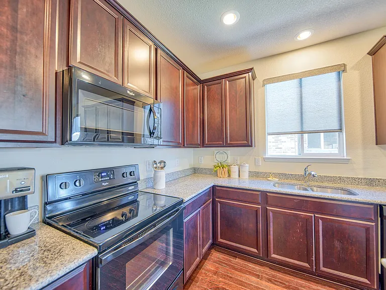 2344 Bermont Red Ln — Photo 23