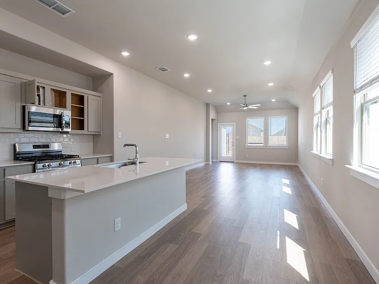 712 Melody Hill Dr — Photo 6