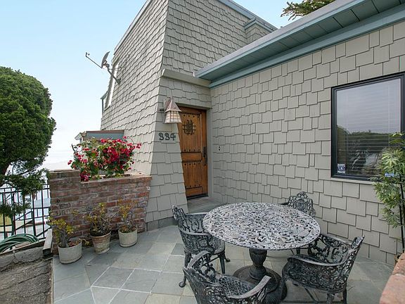 3rd image of 334 Kingsbury Dr
