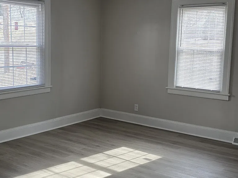 207 Maple Ln — Photo 21