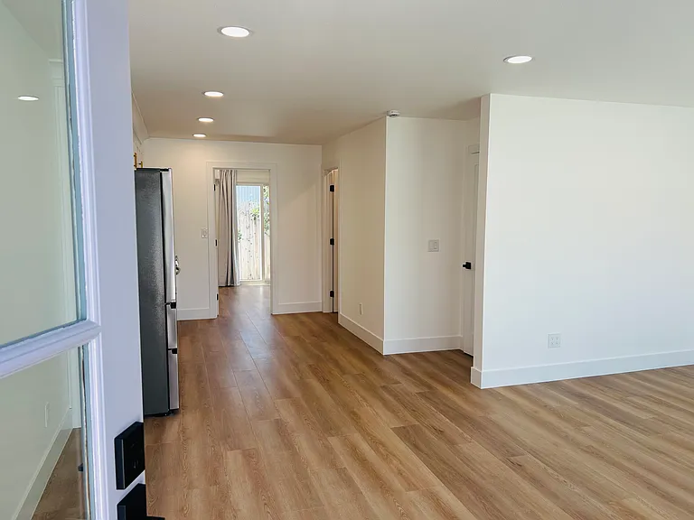 6281 Balmoral Dr #2 — Photo 7