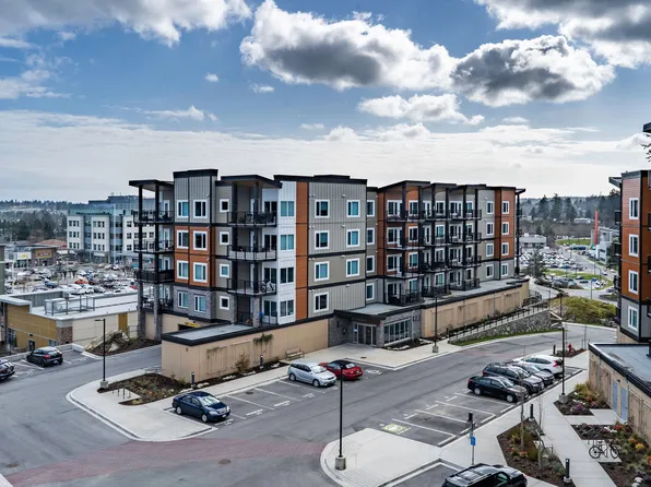2 Watkiss Way, View Royal, BC V9B 6C9