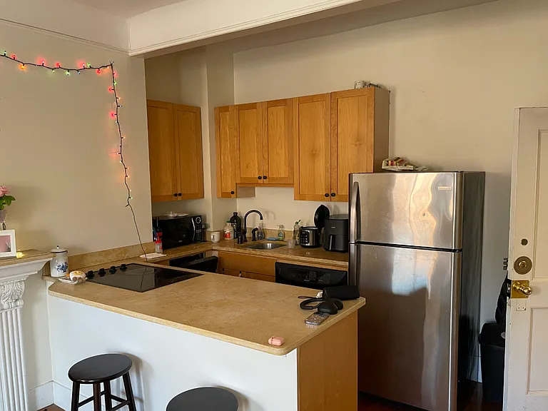 591 Beacon St #5D — Photo 1