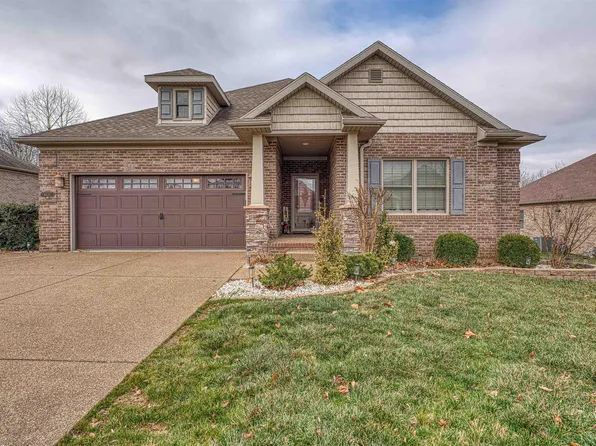 4525 Fieldcrest Place Cir, Newburgh, IN 47630