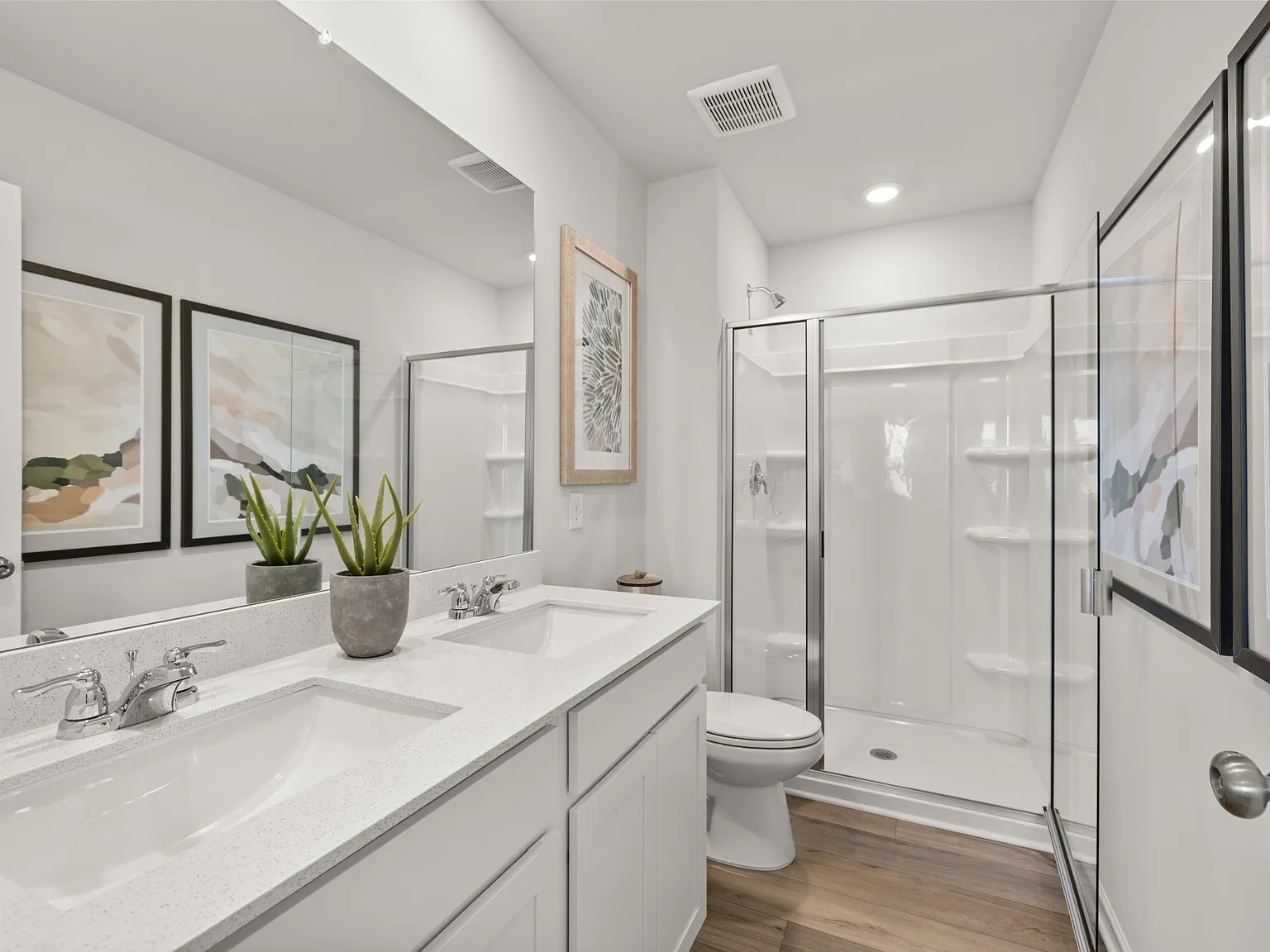 3 bed, 2.5 bath, 1089 sqft, $1,800 — Photo 2