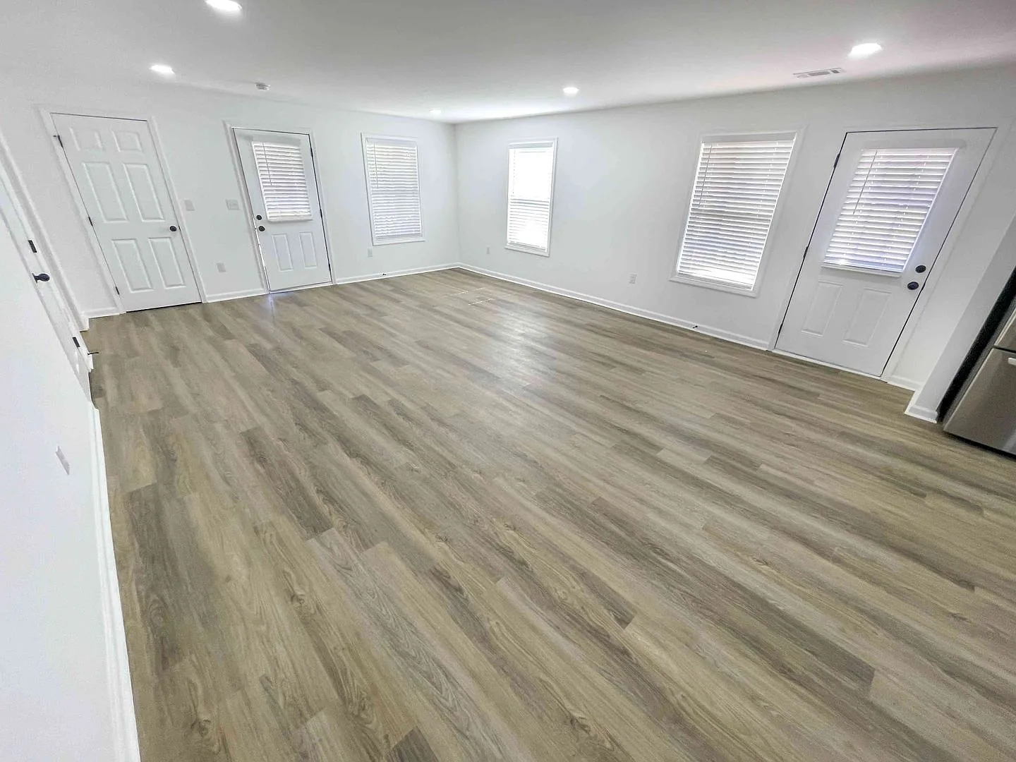 Beautiful 3BR Home Near Mozley Park! — Photo 4