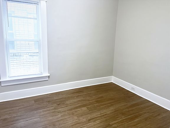 4th image of 820 Wayne St #1