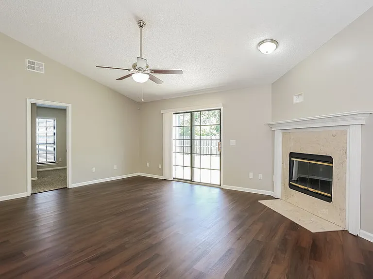 7609 Cinnamon Tea Ct — Photo 3