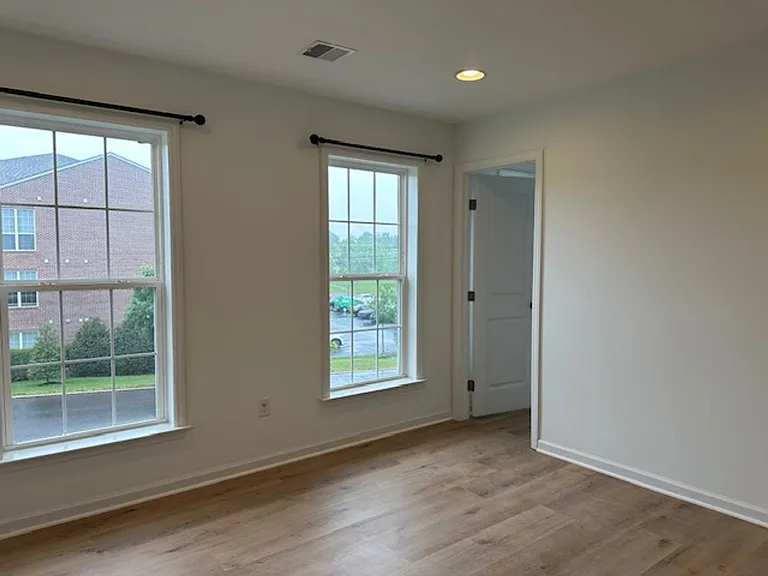 3206 Concord Way — Photo 12