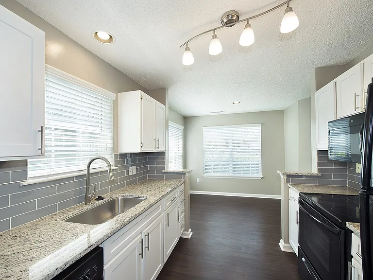Legacy Arboretum Apartments — Photo 40