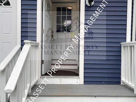 2nd image of 60 Quinnipiac Ave Floor 1