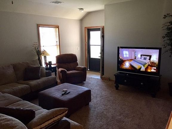 4th image of 2205 S Devin Lea St