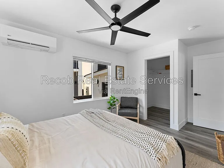 2722 Nye St #1 — Photo 7