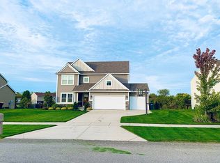 2369 Mary Beth Ln, Hudsonville, MI 49426