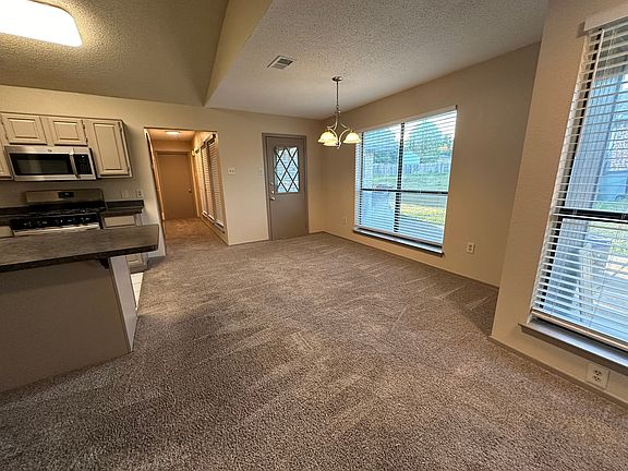 5th image of 2723 La Jolla Ct