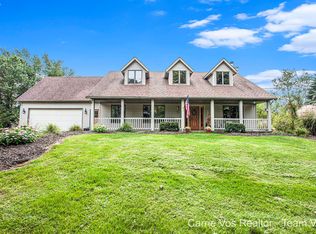 4638 Equestrian Valley Dr NE, Ada, MI 49301