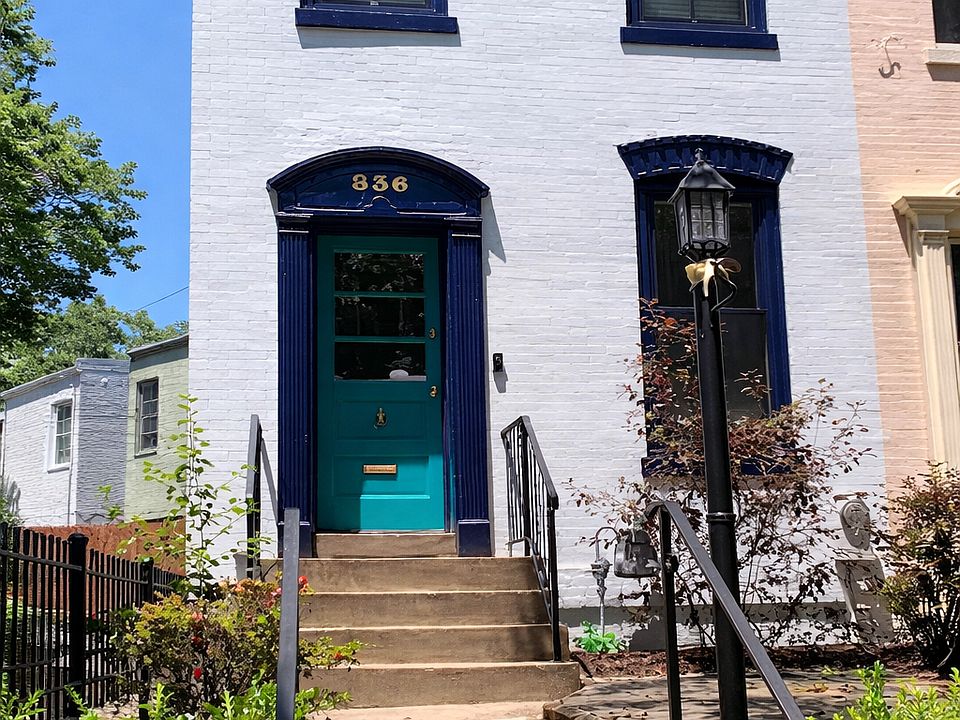 1st image of 836 New Hampshire Ave NW