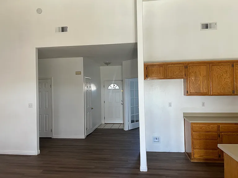 608 Isla Bonita St — Photo 9