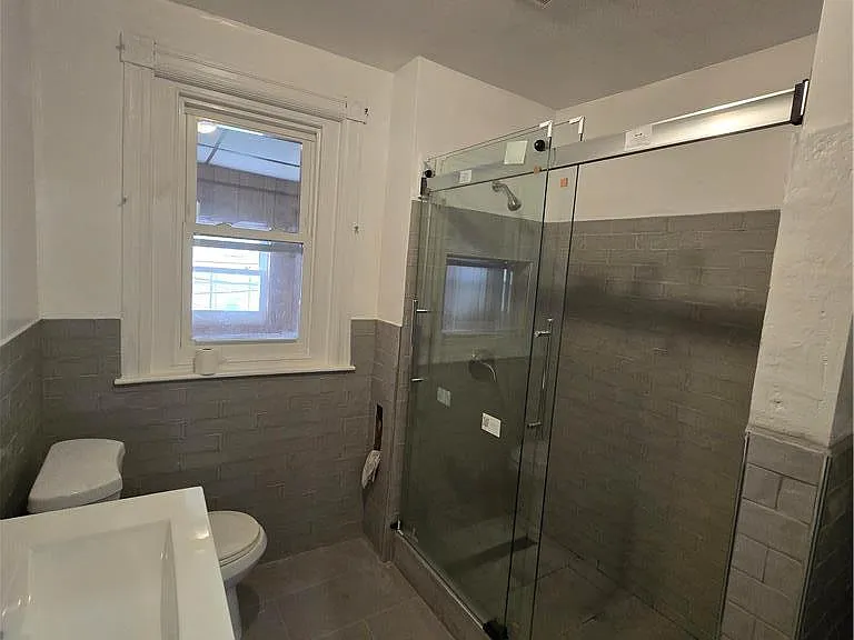 138 S 14th St — Photo 16
