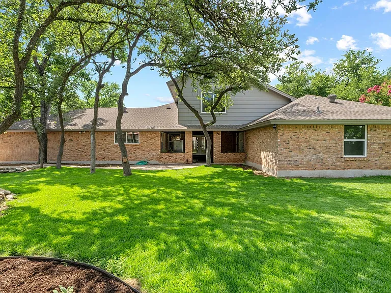 801 Lime Rock Dr — Photo 36