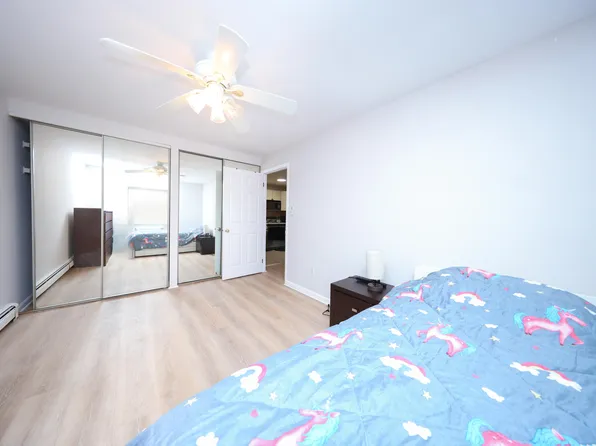 1205 65th Street image 14 of 16