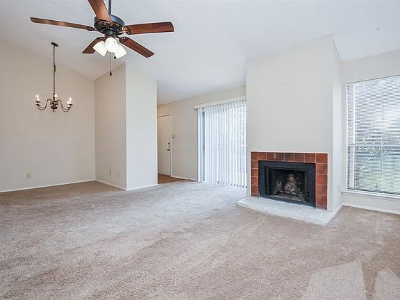 5th image of 7146 N Holiday Dr