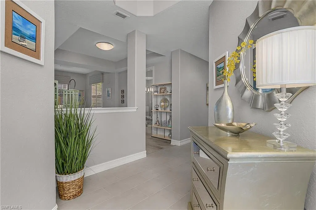 2 bed, 2.0 bath, 2160 sqft, $10,000 — Photo 2
