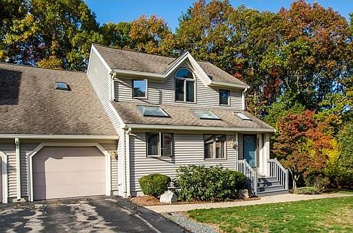 1st image of 3 Cherrywood Ln