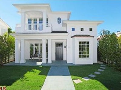 12227 Gorham Ave, Los Angeles, CA, 90049
