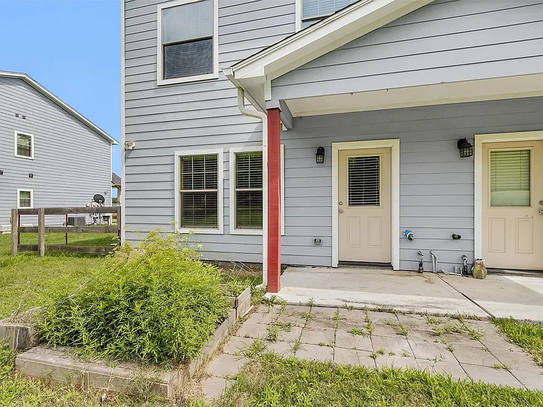 26152 Avenue E #A — Photo 27