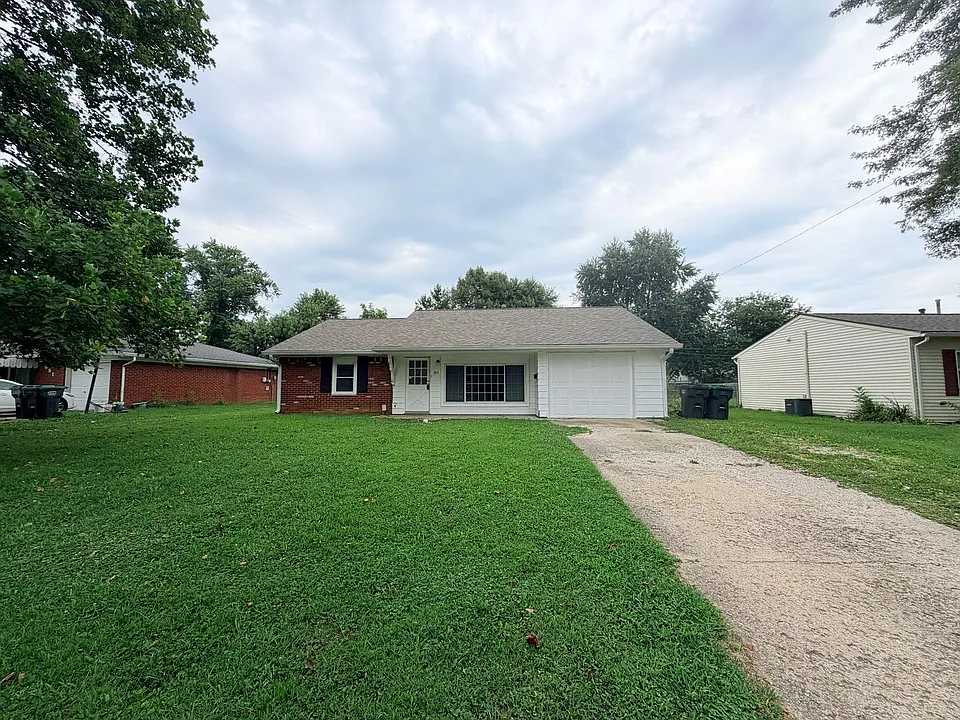 845 Middle Dr