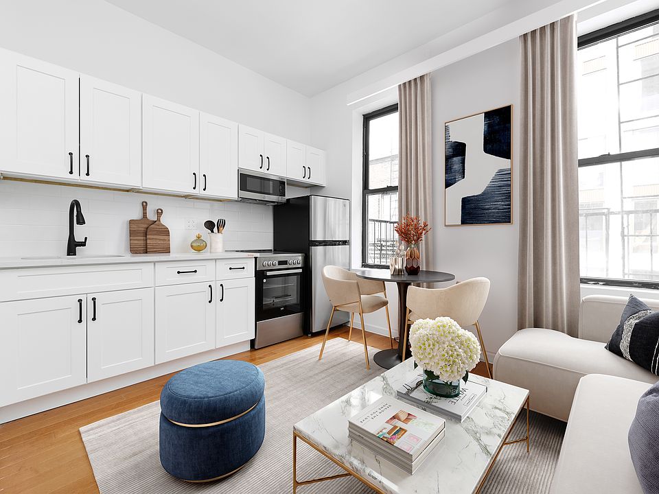 1st image of 323 W 42nd St APT 5R
